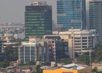 Kualitas Udara Jakarta Kembali Memburuk, Krisis Ruang Hijau dan Ledakan Kendaraan Jadi Sorotan