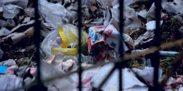 Jakarta Darurat Sampah? Di Balik Gunungan Bantar Gebang yang Tak Pernah Berhenti Bertambah
