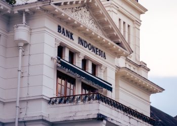 Perry Warjiyo Mundur: Apa Dampaknya bagi Rupiah, Saham, dan Cicilan?