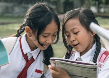 Sekolah Roboh Dua Tahun, Pendidikan Ikut Terkubur di Bawah Puing