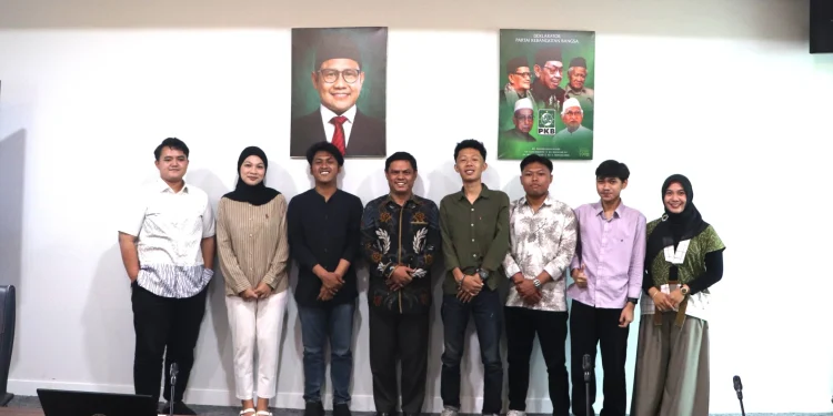 Puluhan Ribu Santri Menunggu Payung Hukum, Perda Pesantren Didorong di Jakarta