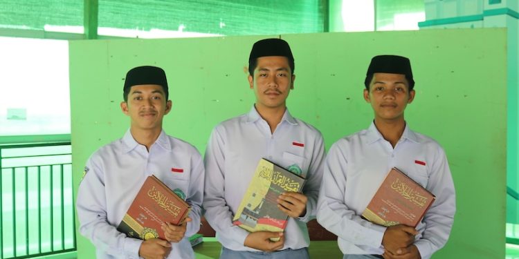 Jakarta Punya Banyak Pesantren, Tapi Seberapa Besar Negara Hadir?