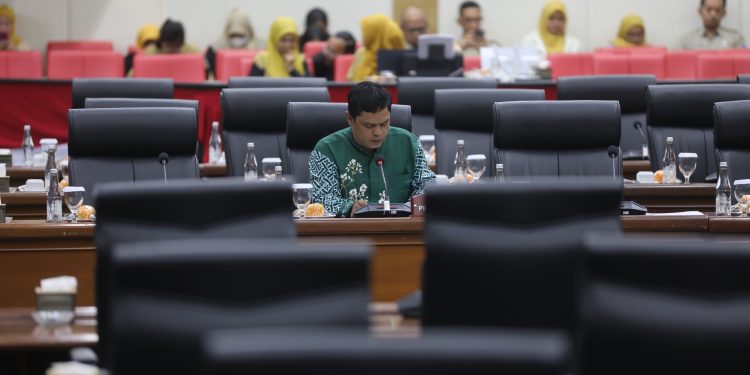 Desil Bansos Tak Bisa Dipukul Rata, DPRD DKI Soroti Mahalnya Hidup di Jakarta